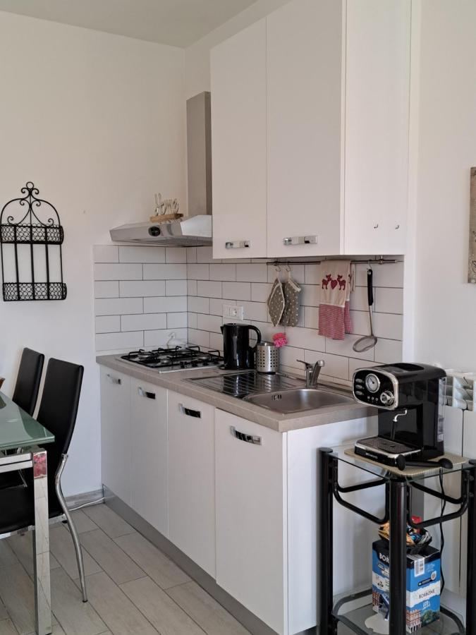 Caniparola di Fosdinovo Il Casale Rosso Monolocale Cinque Terre-Toscana מראה חיצוני תמונה