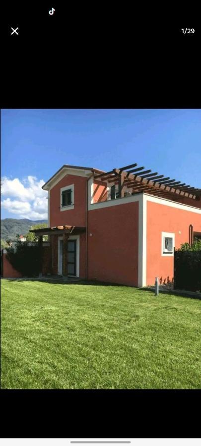 Caniparola di Fosdinovo Il Casale Rosso Monolocale Cinque Terre-Toscana מראה חיצוני תמונה